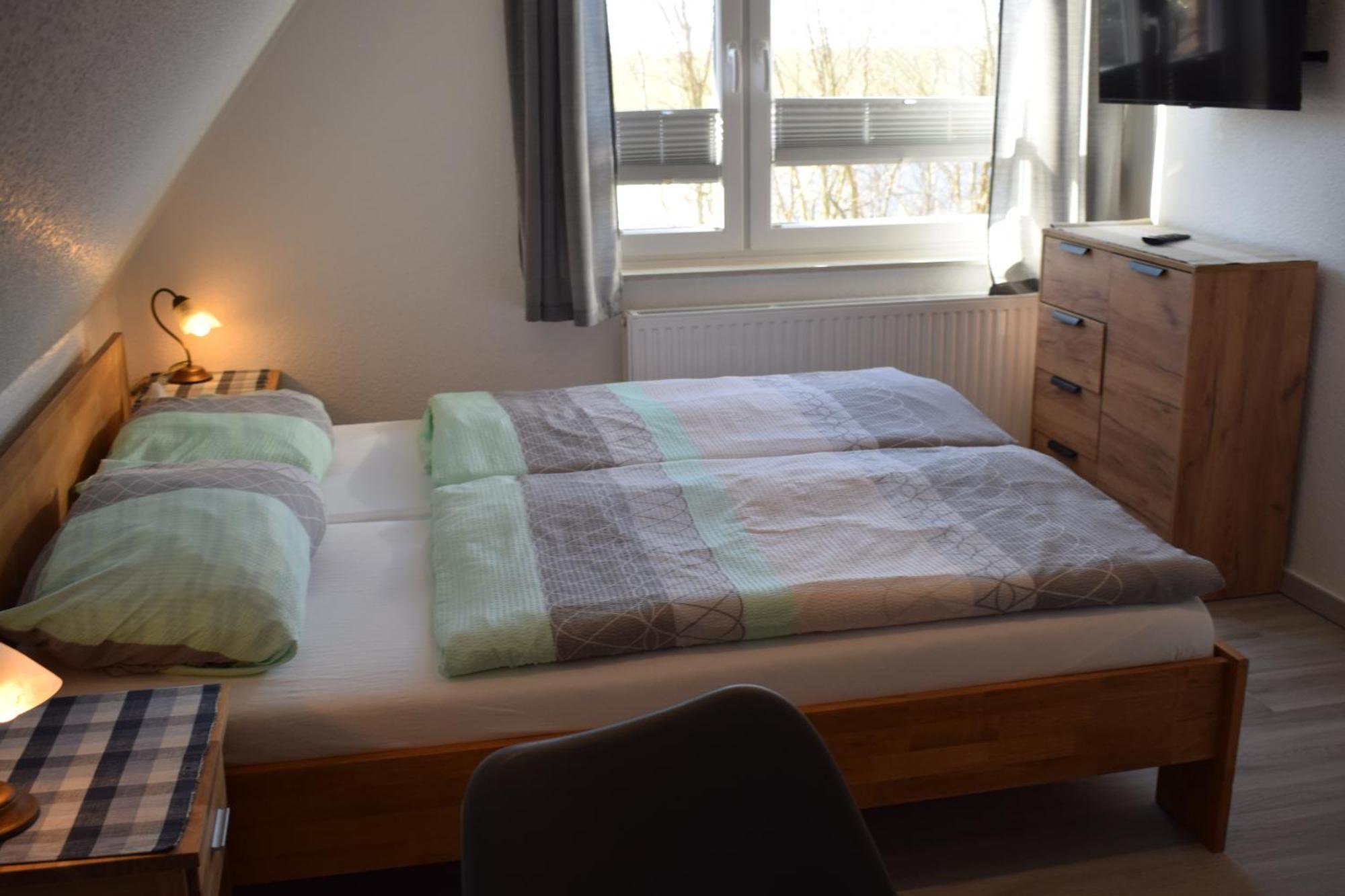 Hotel Haus Am Meer 比苏姆 外观 照片