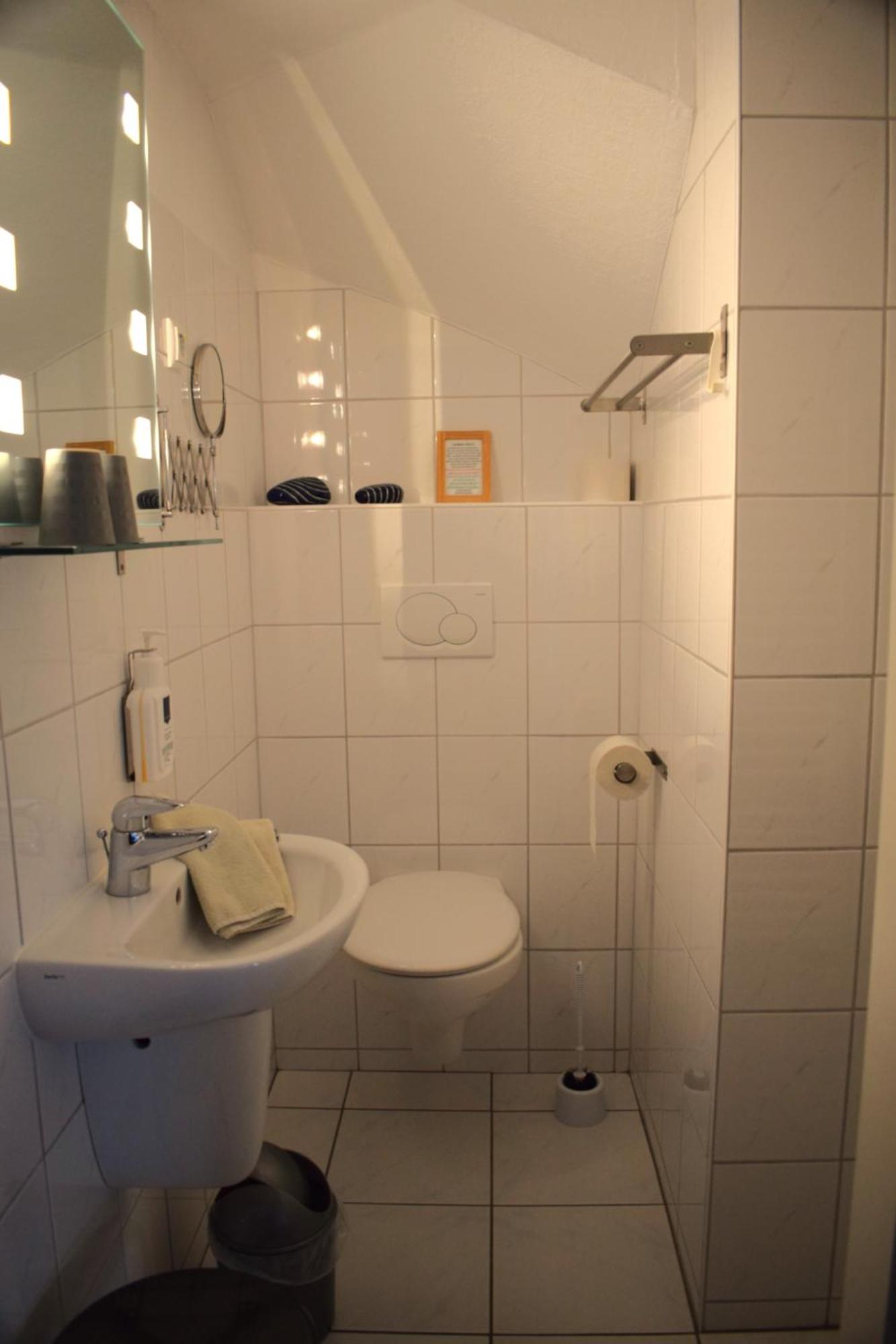 Hotel Haus Am Meer 比苏姆 外观 照片